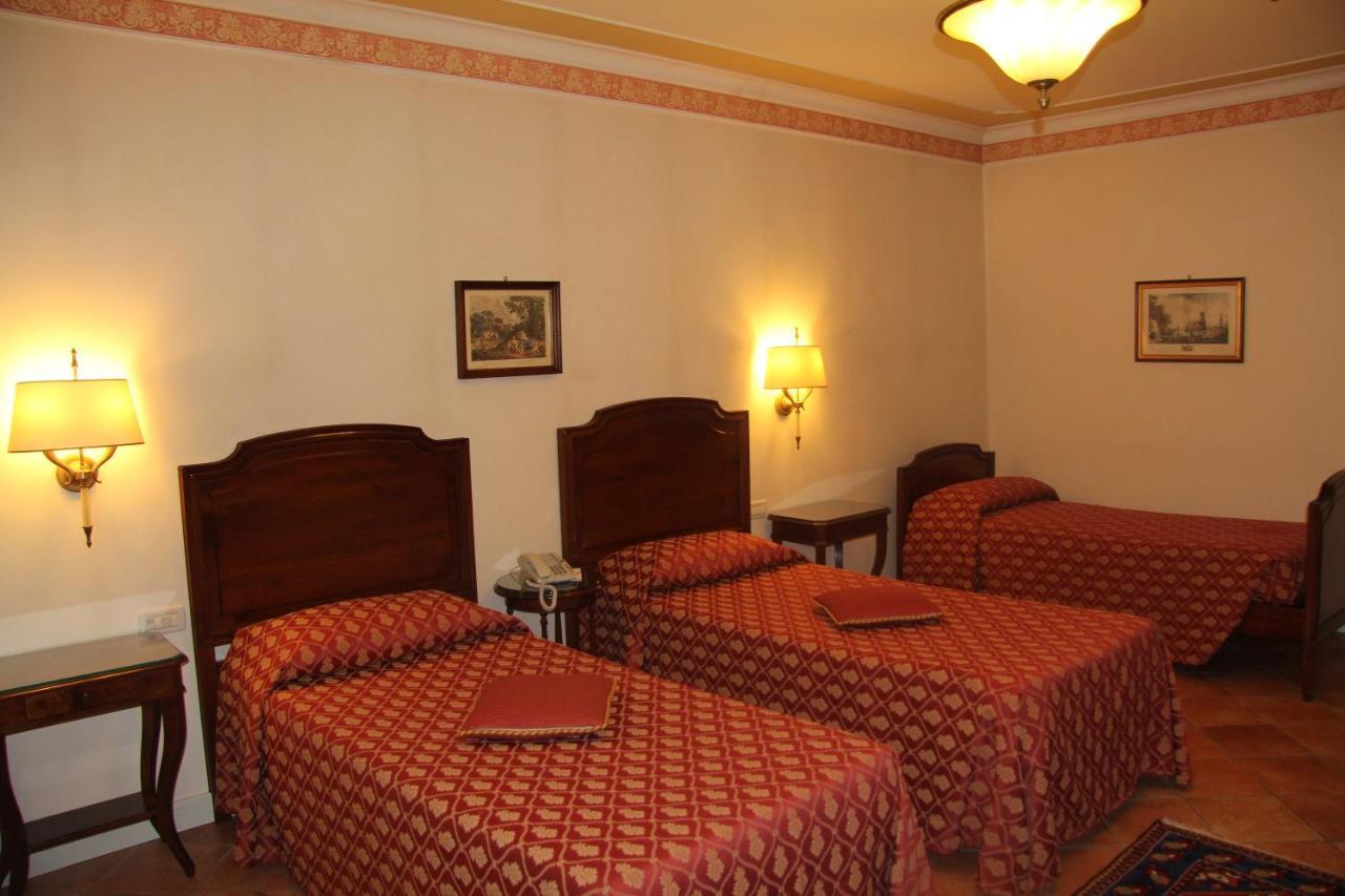 Deluxe Triple Room,746810249:JPEG